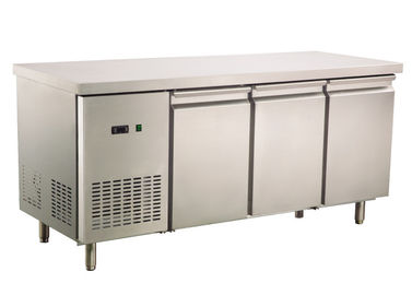 2 / Le CE commercial de réfrigérateur d'Undercounter de 3/4 portes a approuvé le réfrigérateur du banc de travail d'acier inoxydable R290 disponible
